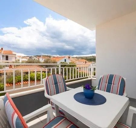 Lägenhet In With Sea View, Balcony, Air Conditioning, W-lan 3553-2