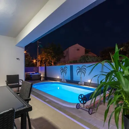 Lägenhet In With Sea View, Balcony, Air Conditioning, W-lan 3553-2