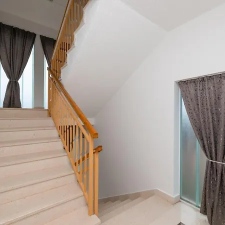 In With Sea View, Balcony, Air Conditioning, W-lan 3553-2 Lägenhet