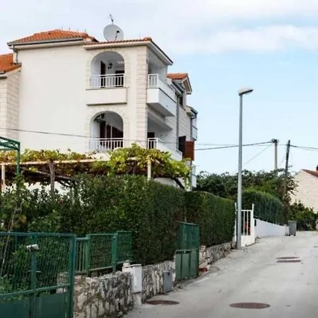 In With Sea View, Balcony, Air Conditioning, W-lan 3553-2 Supetar